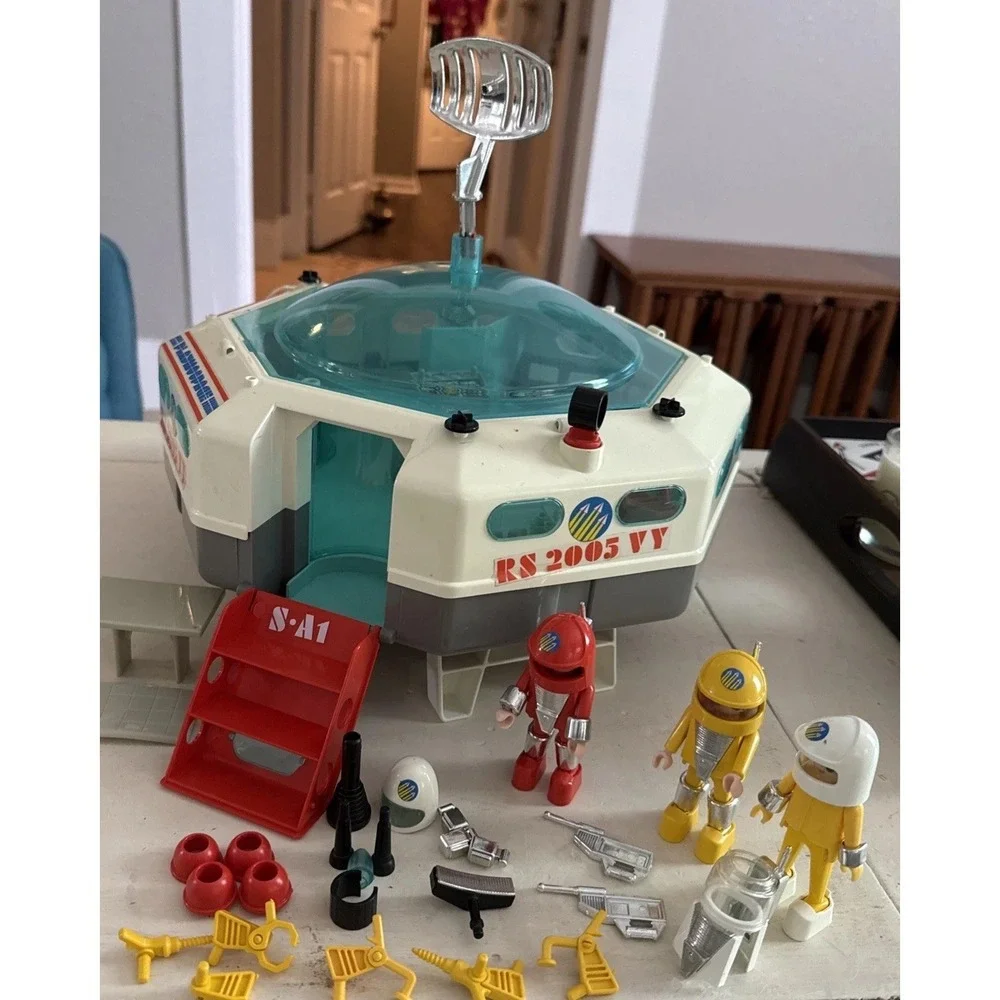 Playmobil 3536 ~ Space Station Astronauts Stun Guns Play Set Vintage Sputnik 80s